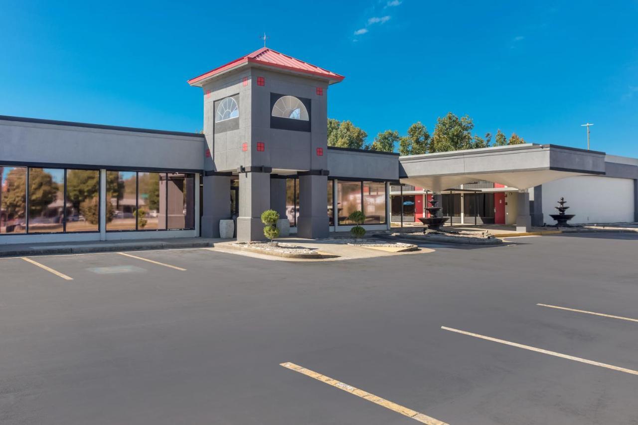Econo Lodge Cave City Exterior photo