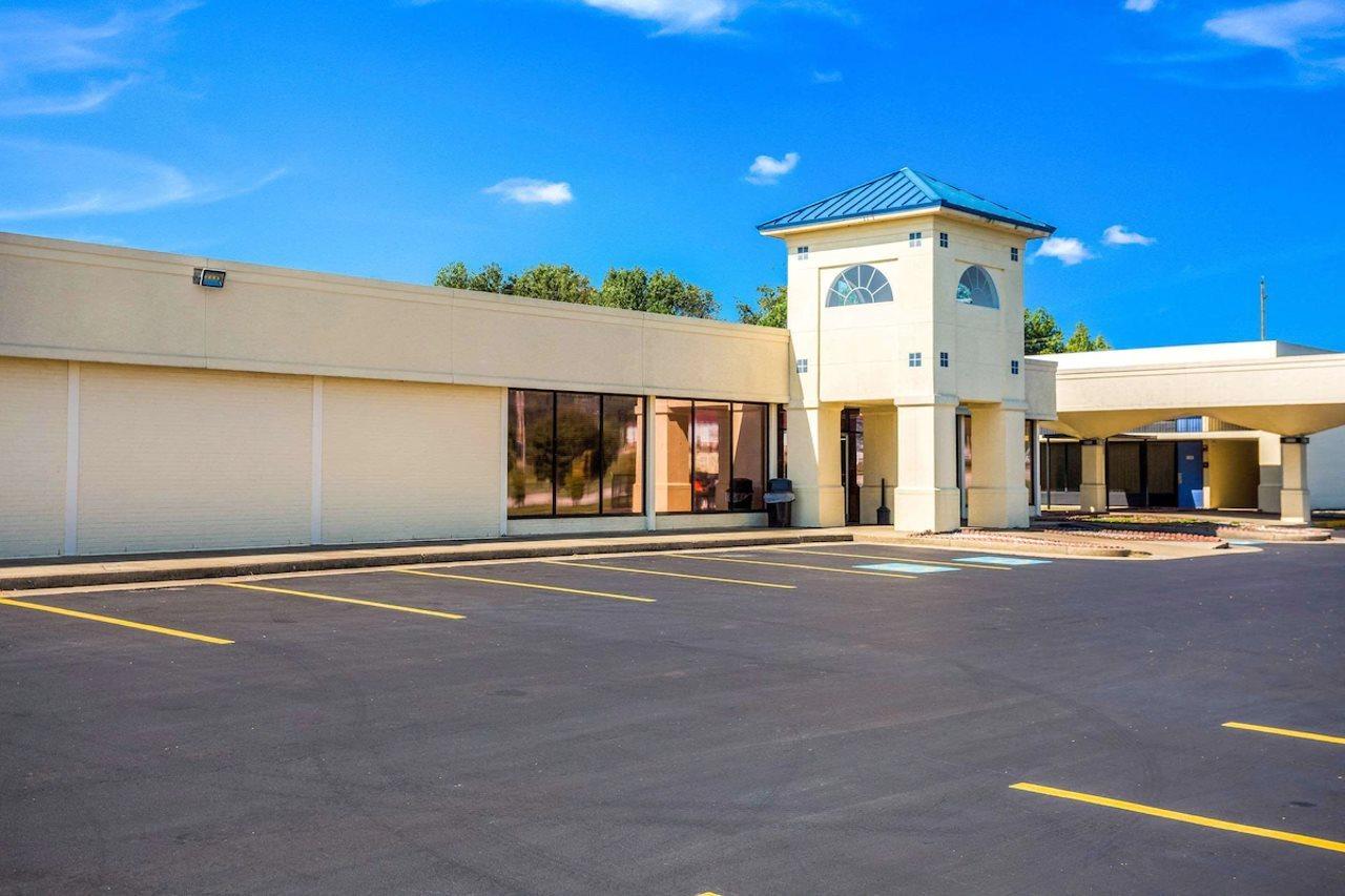 Econo Lodge Cave City Exterior photo